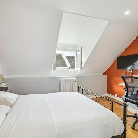 Apartment Chic And Comfortable *