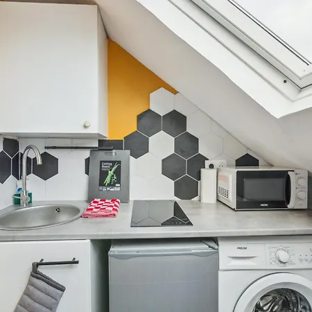 Apartment Chic And Comfortable